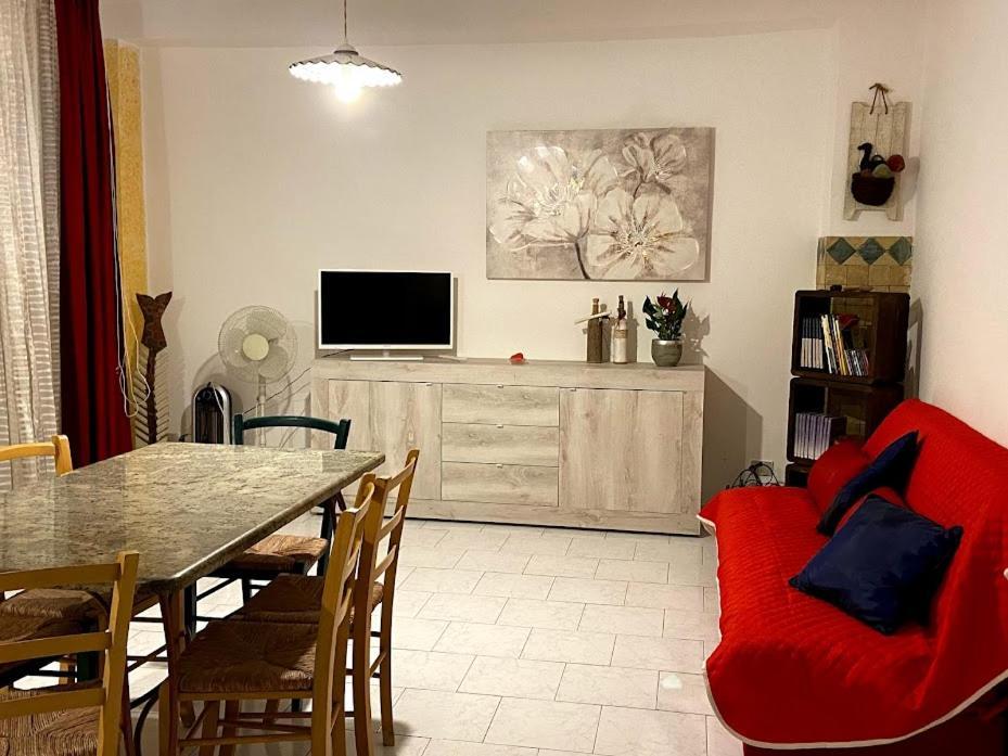 Casa Vacanze Margherita Porto Torres Exterior foto